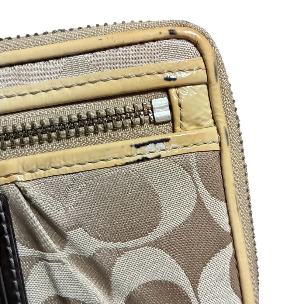 Coach Poppy Yellow Signature Wristlet Wallet - Picture 6 of 12